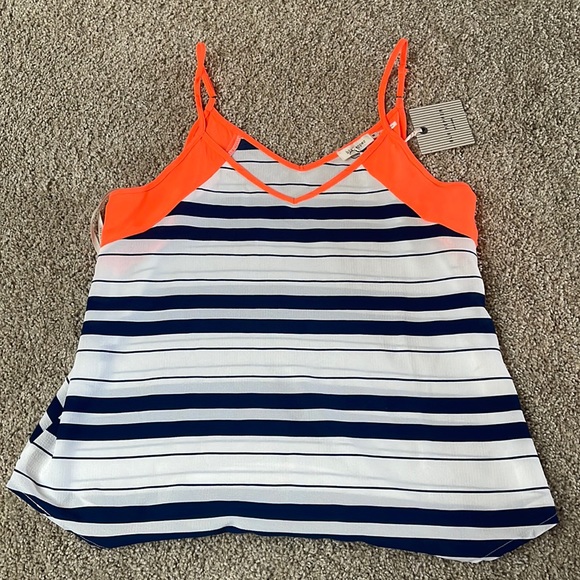 BRAND NEW Tank Top - Picture 1 of 2